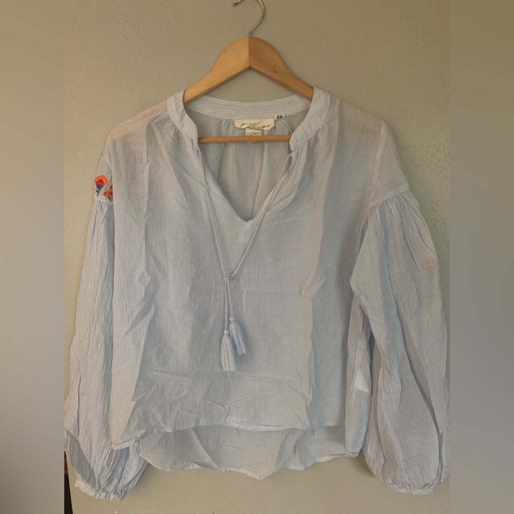 H&M Light blue blouse with embroidered sleeves